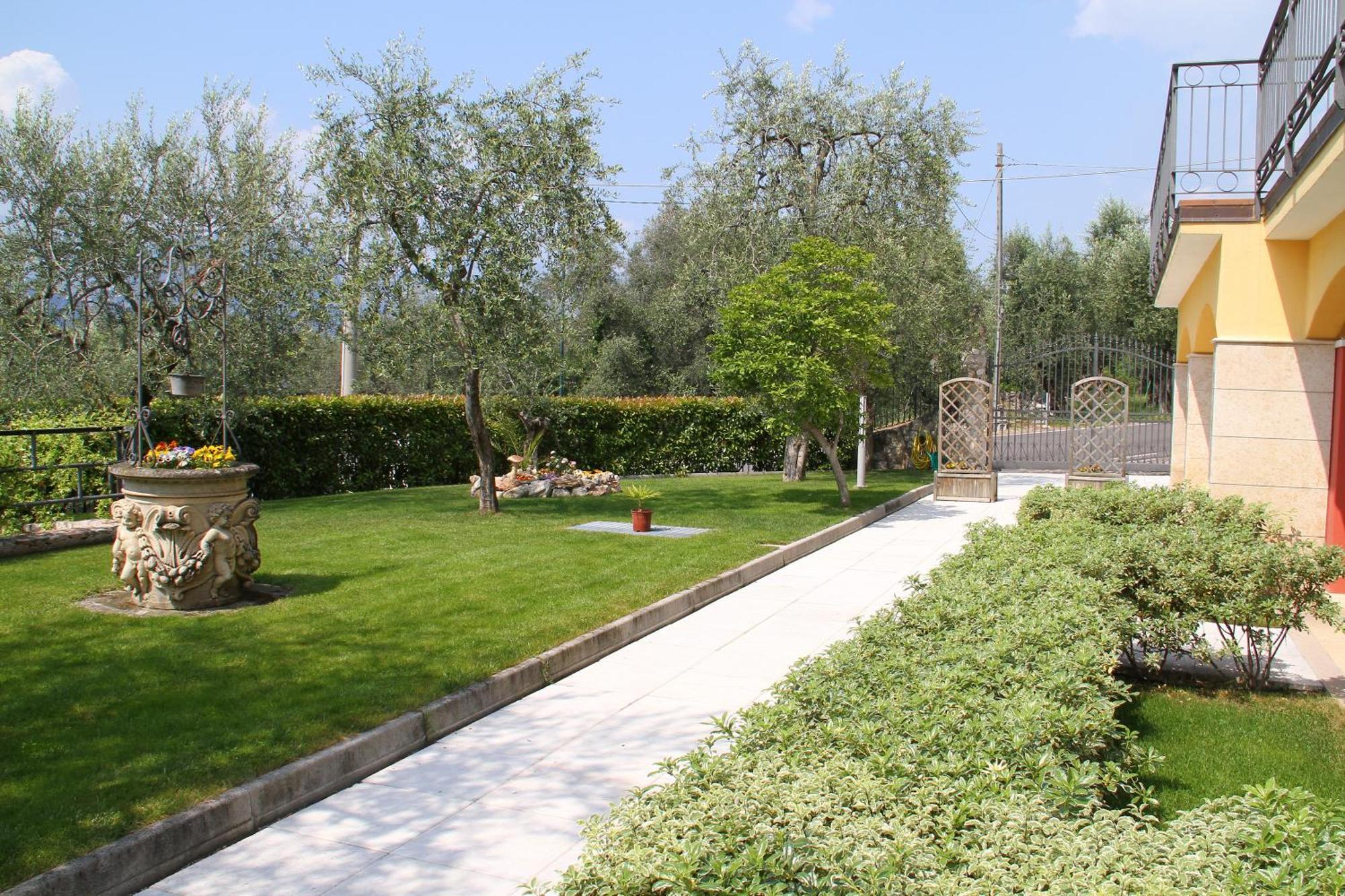 Villa Due Leoni - Residence Brenzone sul Garda Exteriér fotografie